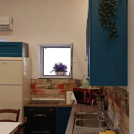 Casa Al Vino * Portici